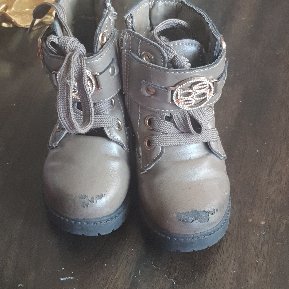 Toddler boots